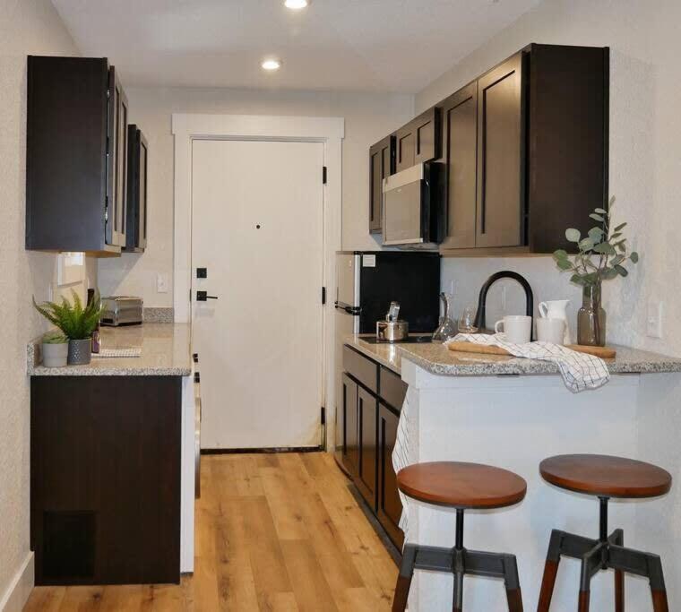 Hip Container Apt - 5 Min Walk To Tiaa Bank ジャクソンビル エクステリア 写真