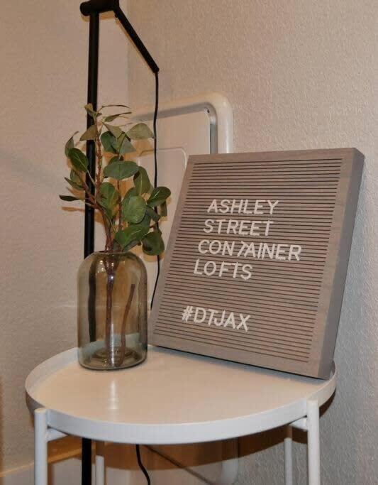 Hip Container Apt - 5 Min Walk To Tiaa Bank ジャクソンビル エクステリア 写真